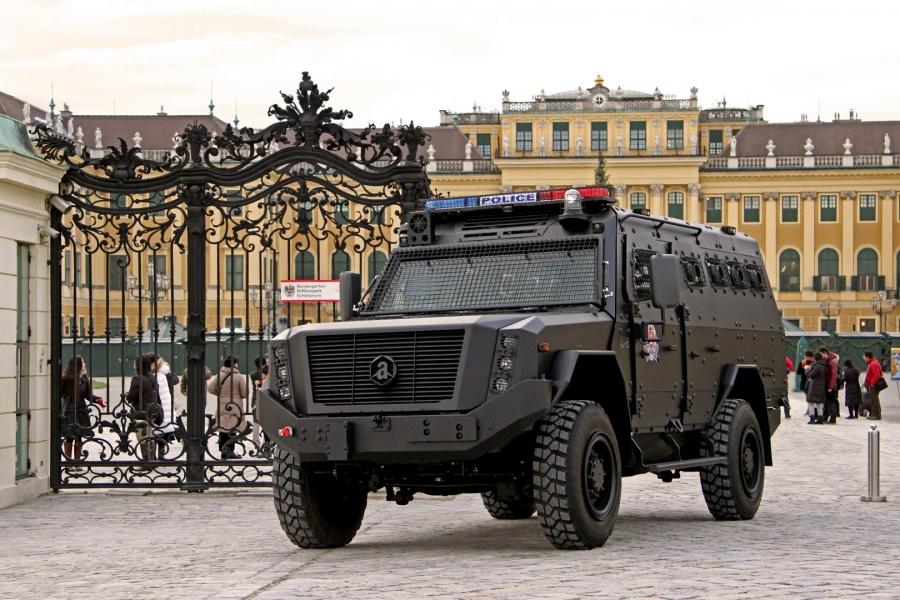  Achleitner HMV Survivor I Police 2015 года  (фото 1 из 5)